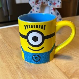 Minion mug